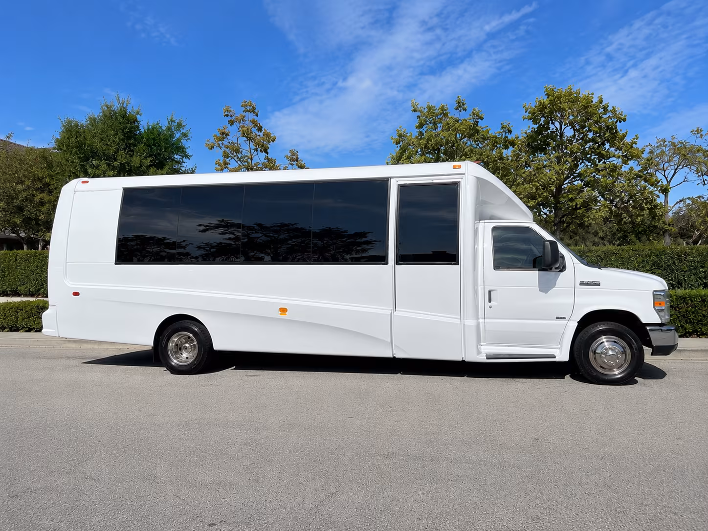 concert shuttle buses for group hotel pickups along the las vegas strip