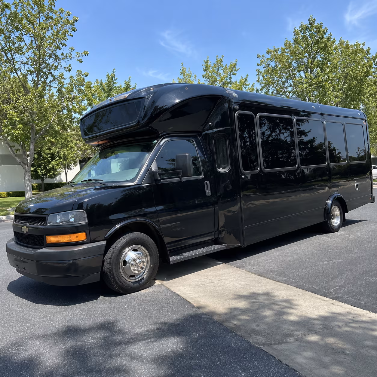 north las vegas 15 passenger party bus